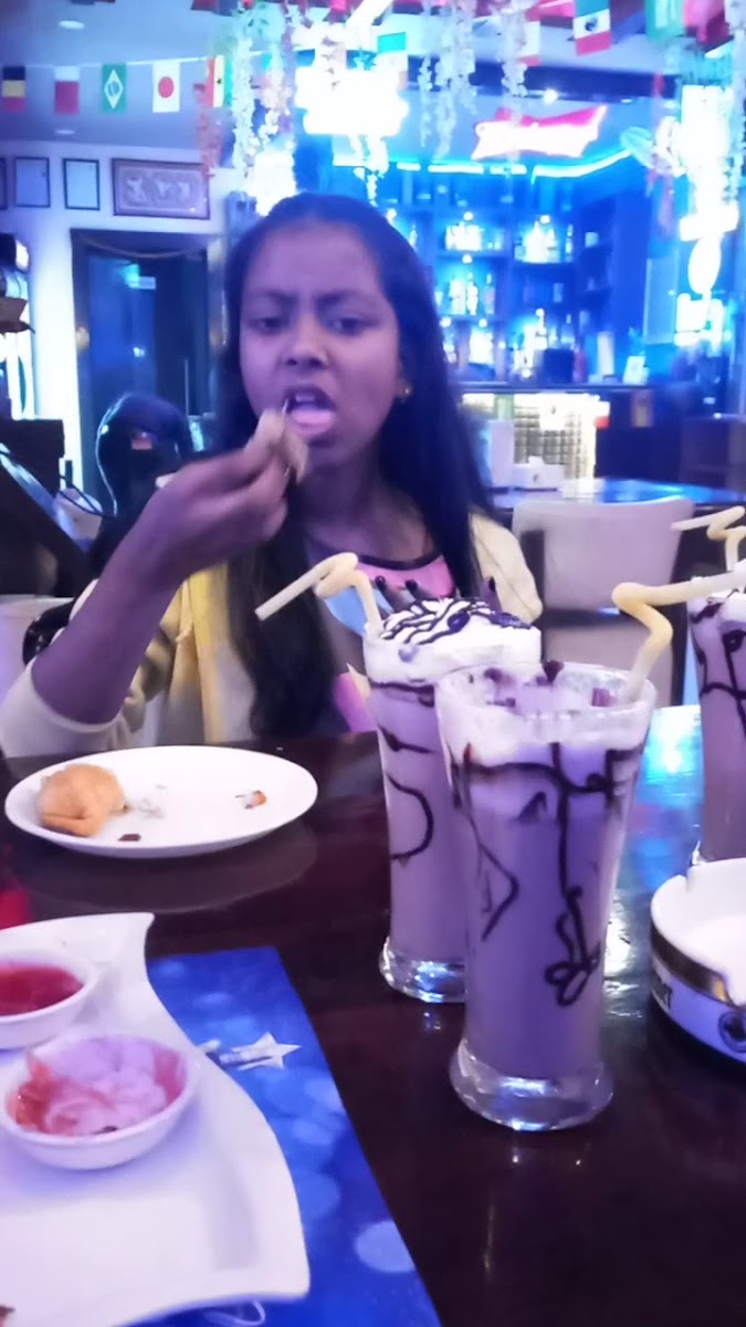 Cafe Grill To Chill Restaurant, Cocktails Bar & Lounge-2